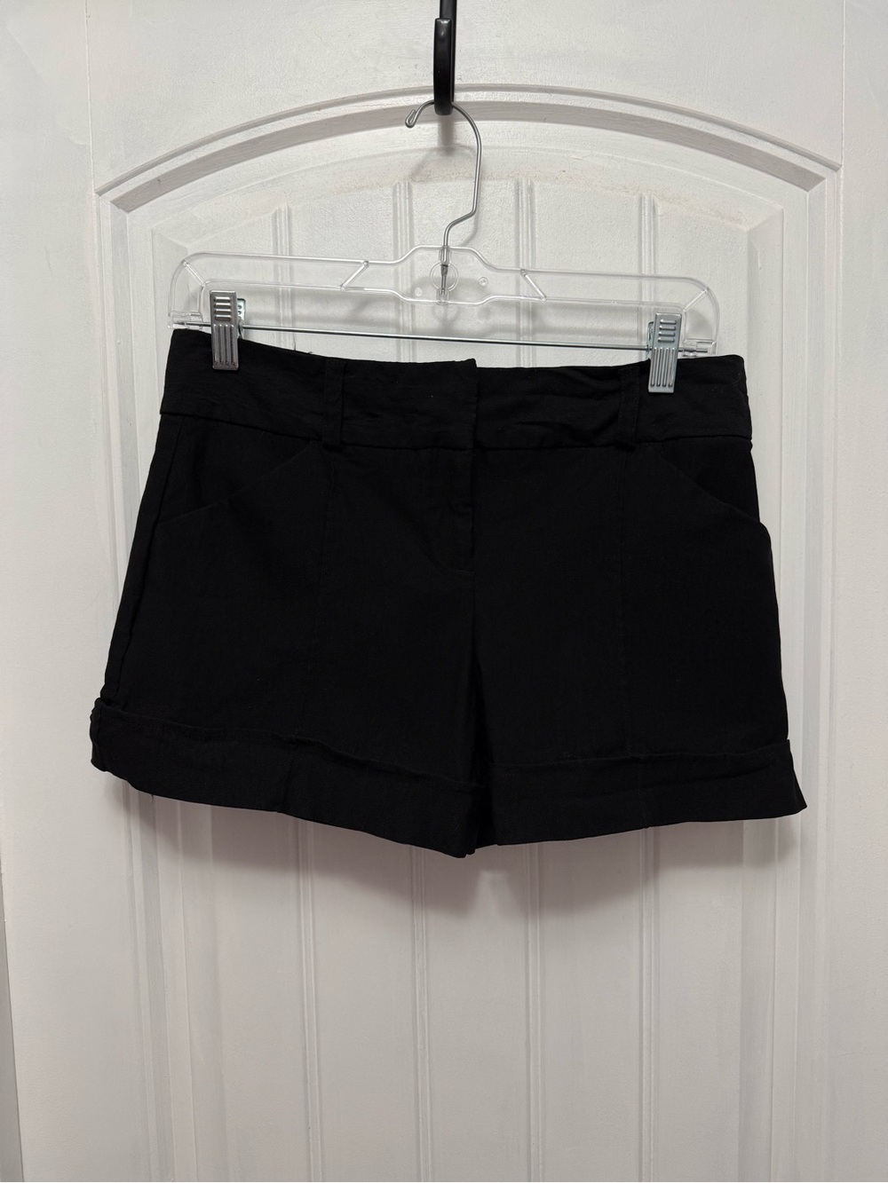 Cute By & By Size 7 Black Rayon Blend Shorts Juniors 3inch Inseam (45-7)